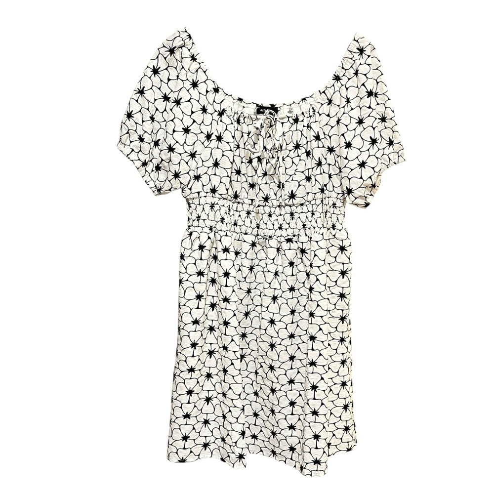 Elleborn Floral B&W Empire Waist Short Sleeve Lined Mini Dress Large